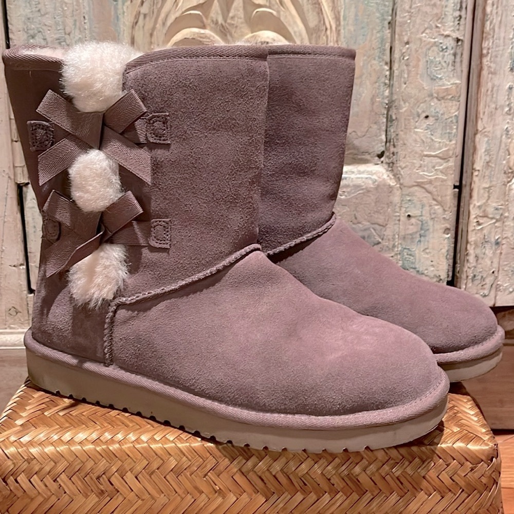 KOOLABURRA UGG Victoria Short Boot size 10W